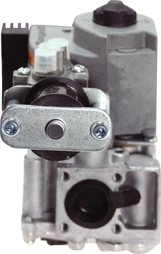 Rheem® 60-24394-01 VR8205 Series Two-Stage Hot Surface / Direct Spark Gas Valve - 150,000 BTU/h, 1/2 in Inlet, 24V, For RGLK / RGLL / RGLR / RGPK / RGPL / RGPR / RGRK / RGTK